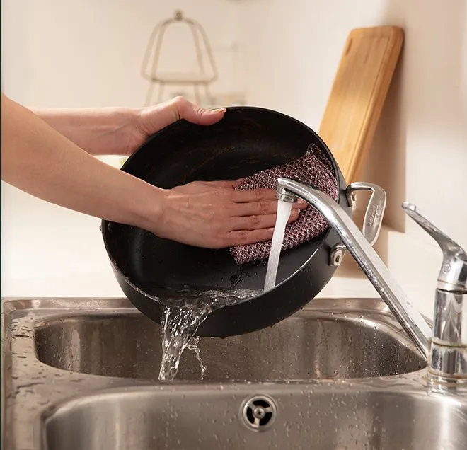 Cleaning without smell & scratches. photo