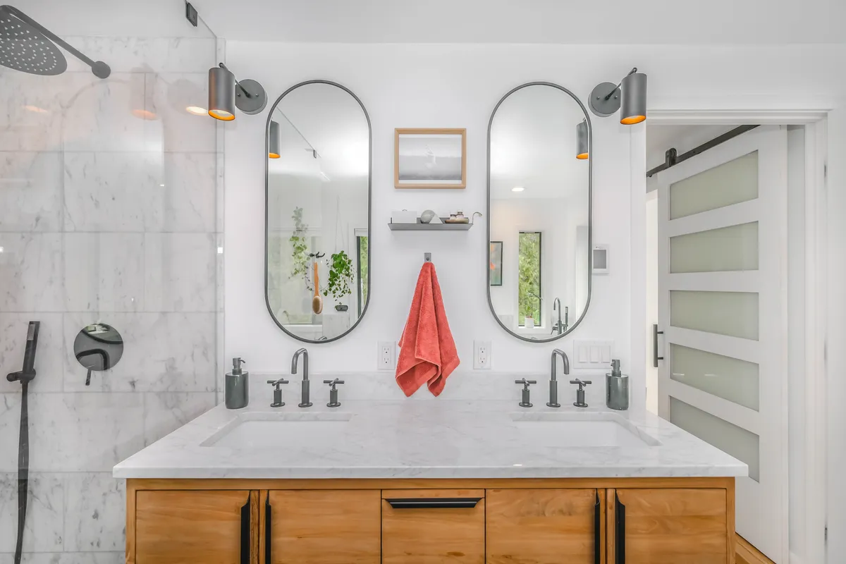 How to Get Rid of Sewer Smell in Bathroom 3